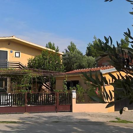 Apartment Savic Starigrad Paklenica Exteriör bild